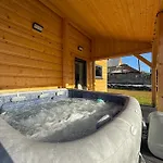 Holiday home Rentimi - Tylicka Ostoja Z Jacuzzi - Przy Master-ski